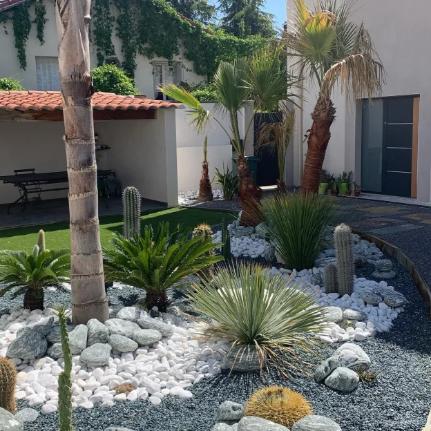 massifs naturel à Lunel Viel près de Montpellier dans l'Hérault 34